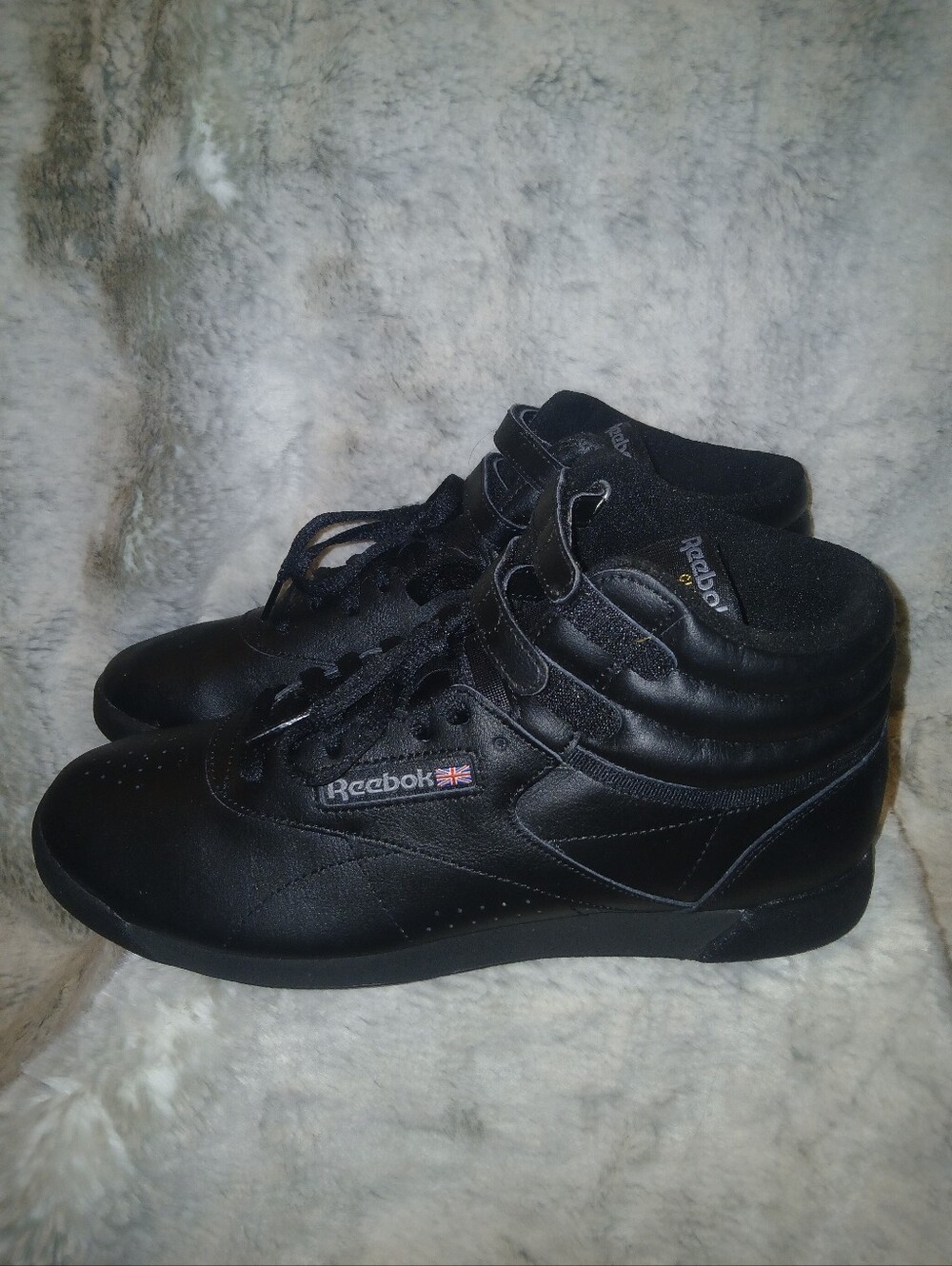 Reebok Black Women's High-Top Sneakers - Picture 2 of 4